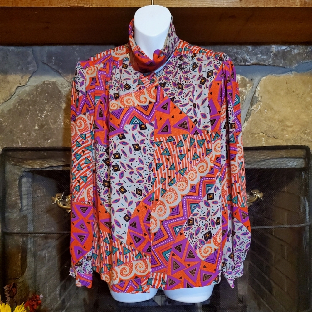 VINTAGE abstract geometric 80s blouse